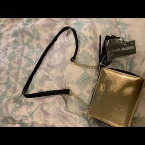 Steve Madden gold crossbody